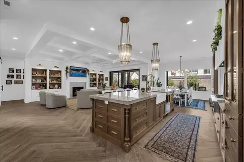 Kitchen - 761 E Queensridge Dr, Washington, UT 84780 photo 1 of 4