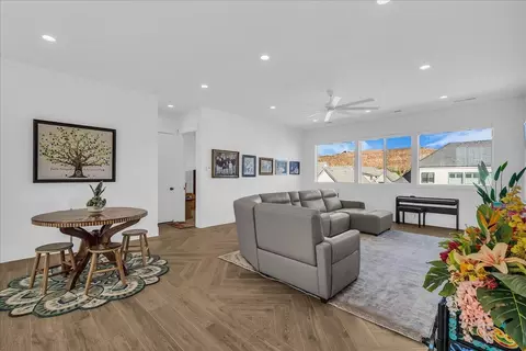 Other - 761 E Queensridge Dr, Washington, UT 84780 photo 8 of 10
