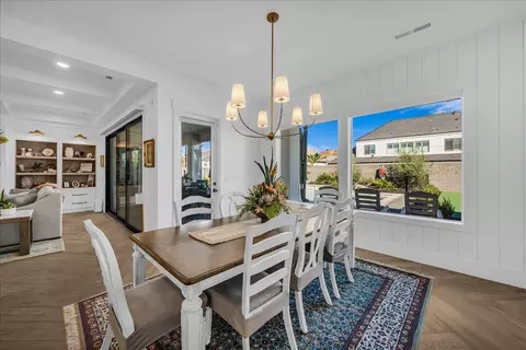 Dining - 761 E Queensridge Dr, Washington, UT 84780 photo 1 of 1
