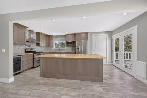 Kitchen - 10754 S 1225 E, Sandy, UT 84094 photo 1 of 3