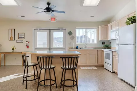 Kitchen - 1360 E Telegraph St #5, Washington, UT 84780 photo 5 of 5