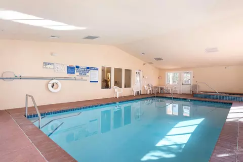 Exterior - 1360 E Telegraph St #5, Washington, UT 84780 photo 10 of 16