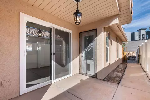 Exterior - 1360 E Telegraph St #5, Washington, UT 84780 photo 2 of 16