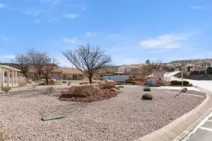 Exterior - 1360 E Telegraph St #5, Washington, UT 84780 photo 16 of 16