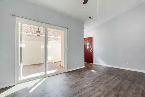 Living - 1360 E Telegraph St #5, Washington, UT 84780 photo 3 of 5
