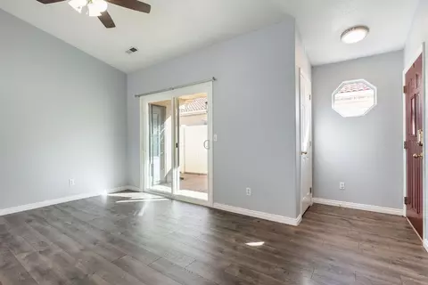 Living - 1360 E Telegraph St #5, Washington, UT 84780 photo 1 of 5
