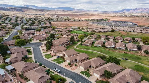 View/Area - 844 W Hampton Rd, Saint George, UT 84770 photo 6 of 7