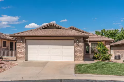 Exterior - 844 W Hampton Rd, Saint George, UT 84770 photo 2 of 10