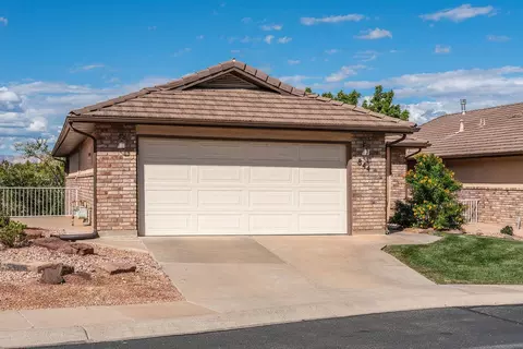 Exterior - 844 W Hampton Rd, Saint George, UT 84770 photo 6 of 10