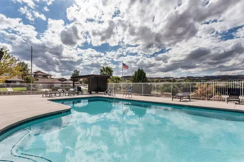 Exterior - 844 W Hampton Rd, Saint George, UT 84770 photo 10 of 10