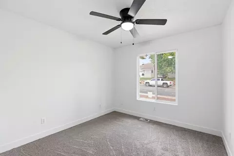 Bedroom - 590 E Springhill Dr, Washington, UT 84780 photo 4 of 4