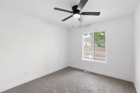 Bedroom - 590 E Springhill Dr, Washington, UT 84780 photo 2 of 4