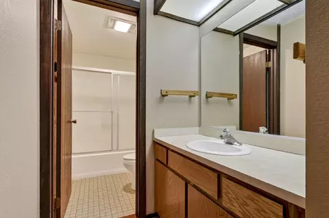 Bath - 407 S Vasels Rd #83, Brian Head, UT 84719 photo 3 of 3
