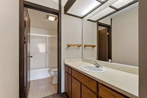 Bath - 407 S Vasels Rd #83, Brian Head, UT 84719 photo 1 of 3