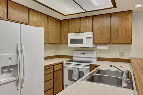 Kitchen - 407 S Vasels Rd #83, Brian Head, UT 84719 photo 3 of 3