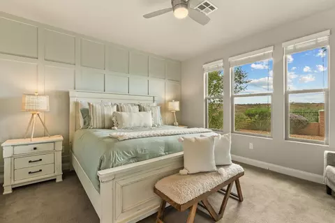 Bedroom - 980 N Casitas Hill Lp Lp, Washington, UT 84780 photo 1 of 10
