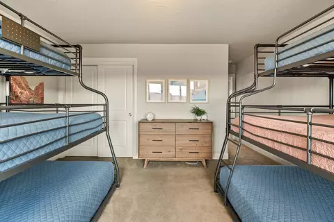Bedroom - 980 N Casitas Hill Lp Lp, Washington, UT 84780 photo 7 of 10