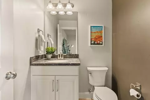 Bath - 980 N Casitas Hill Lp Lp, Washington, UT 84780 photo 4 of 7