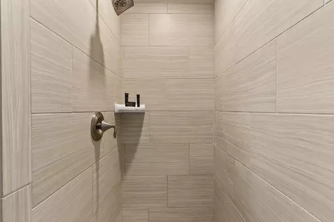 Bath - 980 N Casitas Hill Lp Lp, Washington, UT 84780 photo 2 of 7