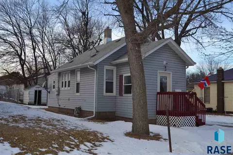 511 S 6th Ave, Sioux Falls, SD 57104 photo 1
