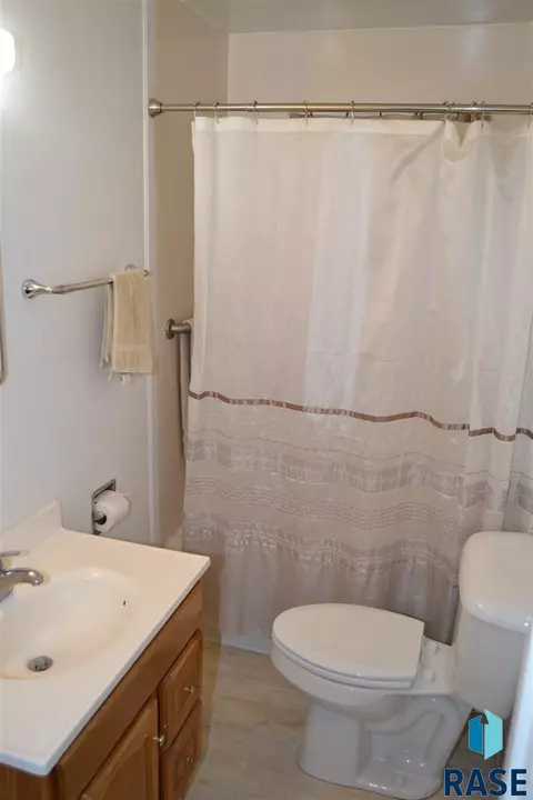 511 S 6th Ave, Sioux Falls, SD 57104 photo 8