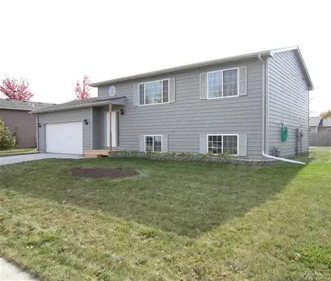 215 Carroll St, Tea, SD 57064 photo 1