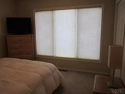 1115 NE 8th St, Madison, SD 57042 photo 13