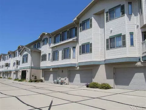 3701 E Peony Pl #207, Sioux Falls, SD 57103 photo 1