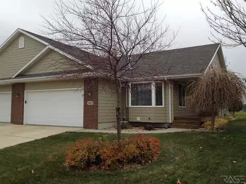 1505 E 63rd St, Sioux Falls, SD 57108 photo 1