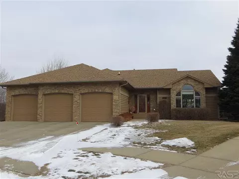 3508 E Micah Ln, Sioux Falls, SD 57103 photo 1