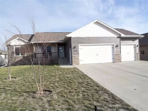 2410 Ivy Cir, Tea, SD 57064 photo 1