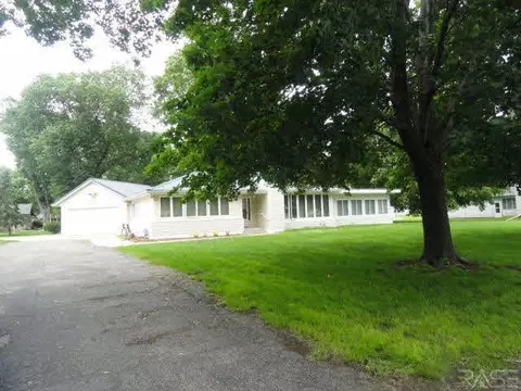 420 Main St, Centerville, SD 57014 photo 1