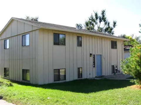 1501 E Bennett St, Sioux Falls, SD 57104 photo 1