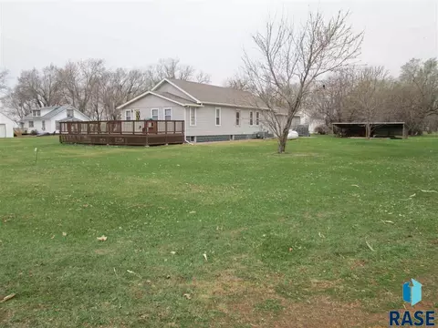 109 S Nebraska St, Davis, SD 57021 photo 10