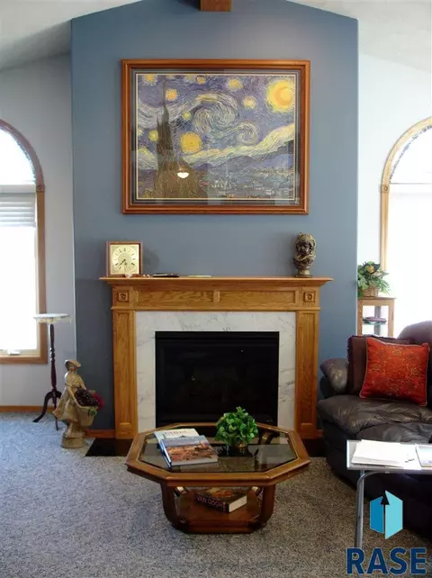 826 S Relanto St, Freeman, SD 57029 photo 10