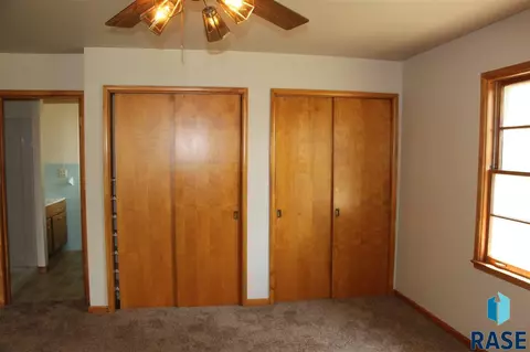 202 E 8th St, Dell Rapids, SD 57022 photo 28