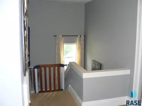 1624 S 5th Ave, Sioux Falls, SD 57105 photo 7