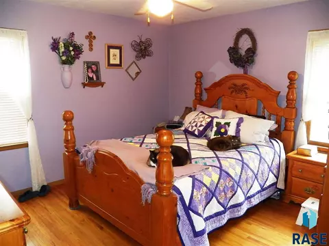 Undisclosed, Sioux Falls, SD 57103 photo 13