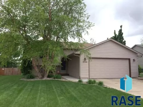 6109 W 65th St, Sioux Falls, SD 57106 photo 1