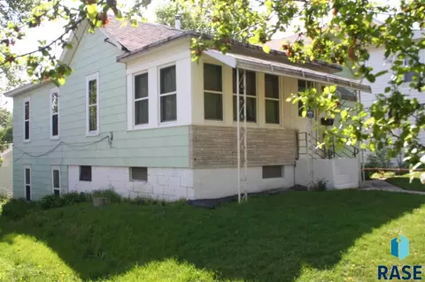 616 S 3rd Ave, Sioux Falls, SD 57104 photo 1