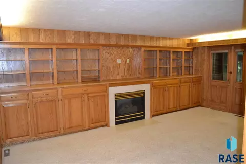 5005 S Pheasant Ln, Sioux Falls, SD 57108 photo 12