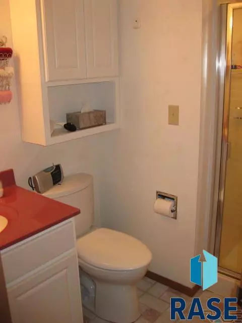 209 E 4th St, Dell Rapids, SD 57022 photo 16