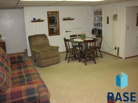 209 E 4th St, Dell Rapids, SD 57022 photo 17