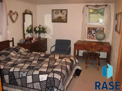209 E 4th St, Dell Rapids, SD 57022 photo 15