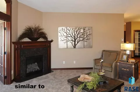 5605 Eastbridge Pl, Sioux Falls, SD 57110 photo 7