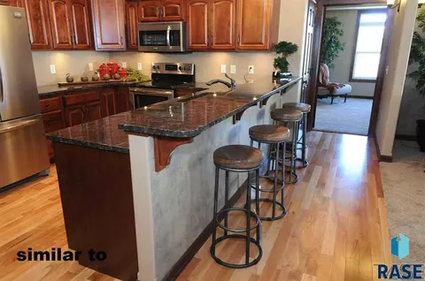 5605 Eastbridge Pl, Sioux Falls, SD 57110 photo 12