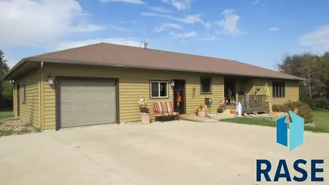 47138 244th St, Dell Rapids, SD 57022 photo 8