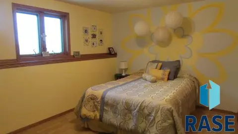 47138 244th St, Dell Rapids, SD 57022 photo 14
