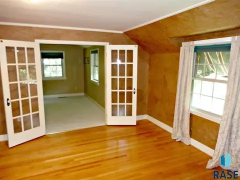 520 E Park Dr, Sioux Falls, SD 57105 photo 11