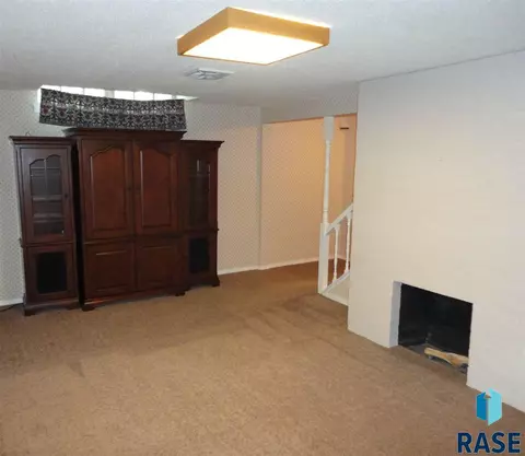 520 E Park Dr, Sioux Falls, SD 57105 photo 17